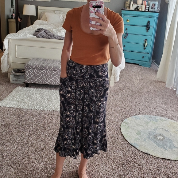 ❤ Llove Skort Pants ❤ - Picture 3 of 8